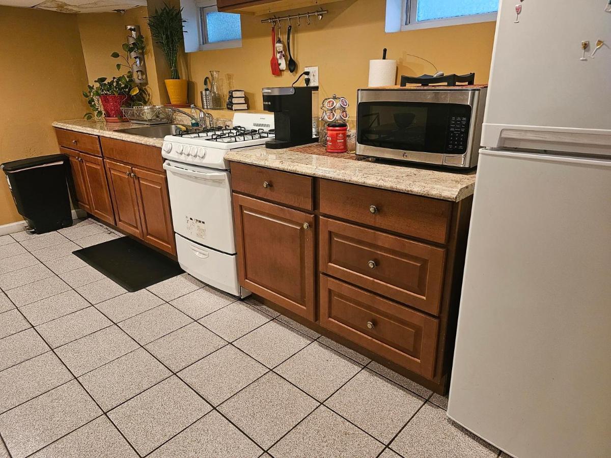 Warm Queens Apartment 5 Min From Laguardia 1 Min From Train New York Eksteriør billede